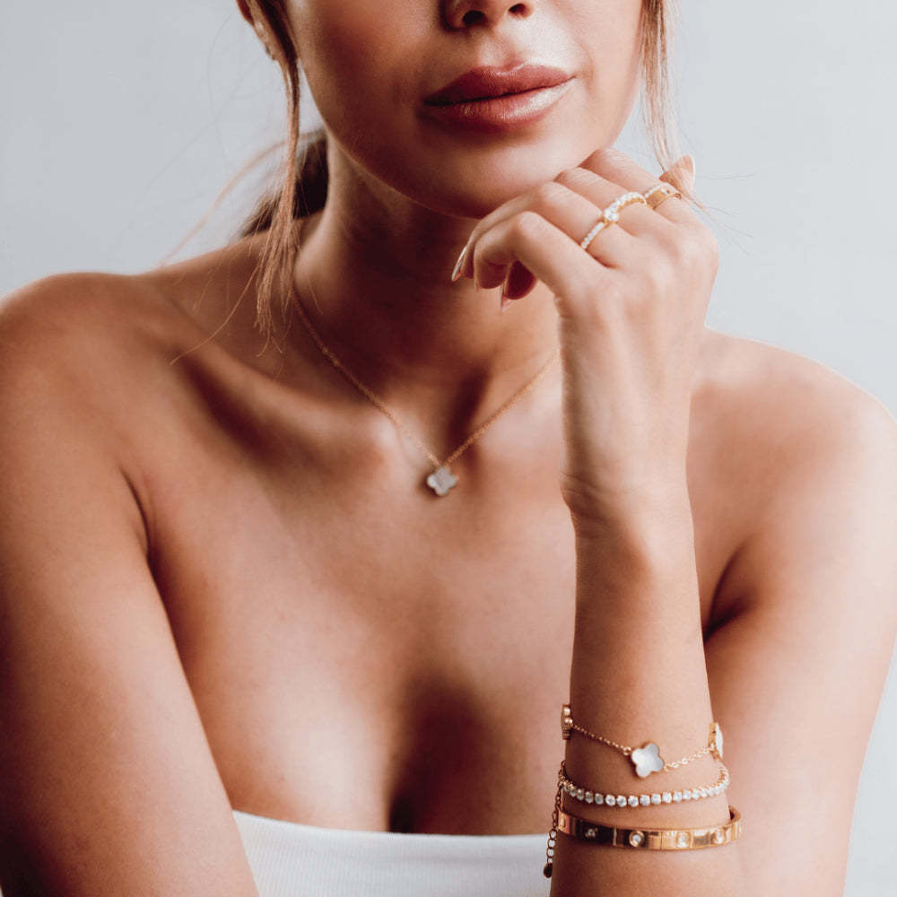 Charming Clover Linked Bracelet-Personalized Jewels