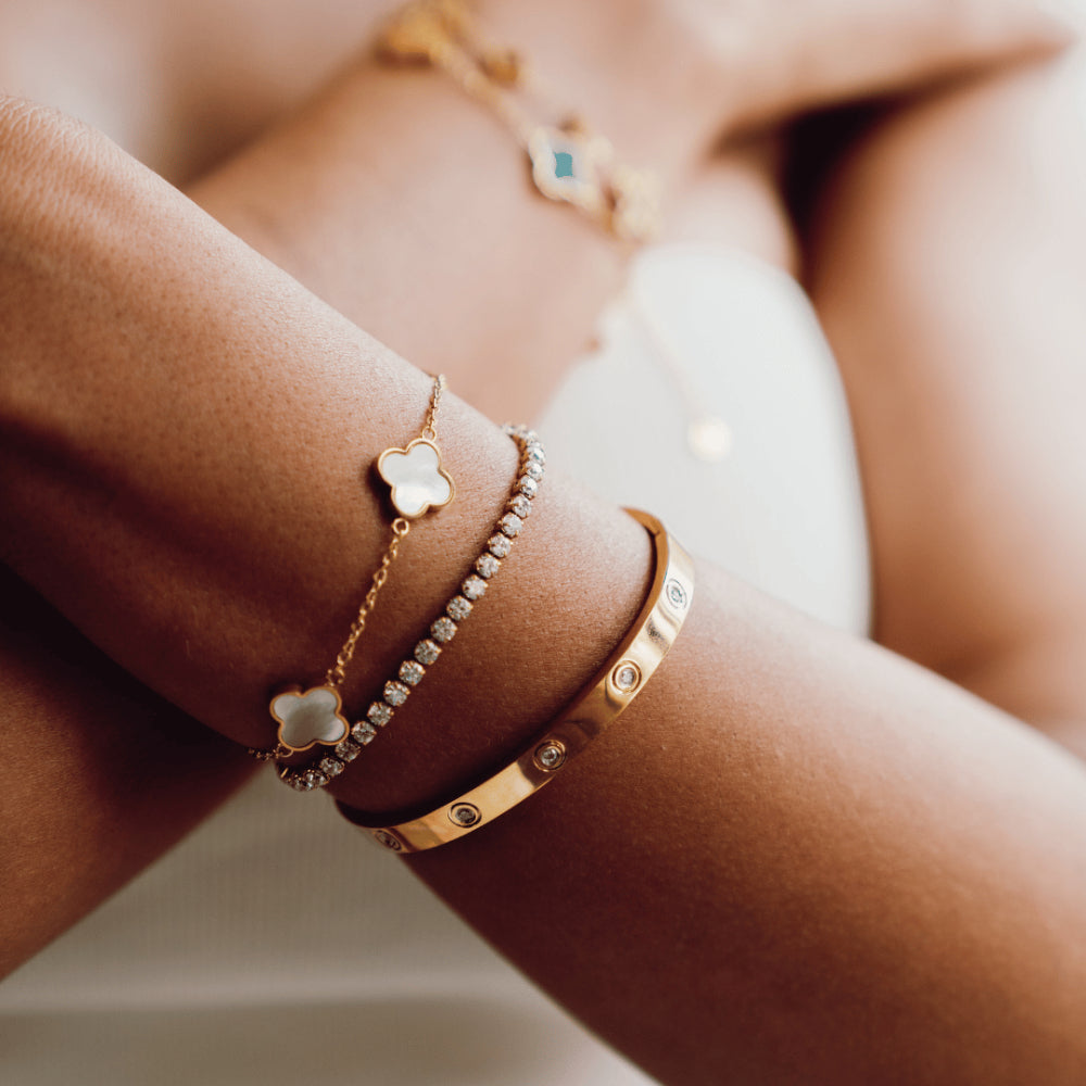 Charming Clover Linked Bracelet-Personalized Jewels