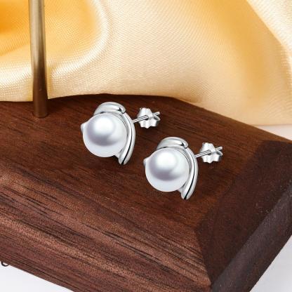 925 Sterling Silver Stud Earrings - Round Pearl Ear Stud for Women - Geometric Style Stud Earring - Wedding Earring for Bride - Stud Accessory for Women - Trendy Jewelry Gift for Mom, Wife & Sister - Personalized Jewel