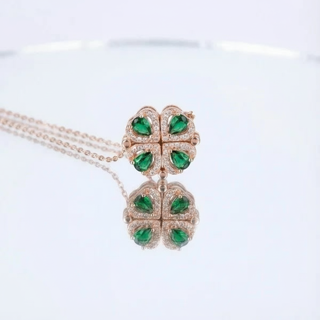 Openable Clover Necklace