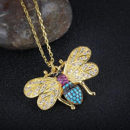 Classic Bee Insect Shaped Pendant Necklace for Girls, Jewelry Gift for Women - Personalized Jewel