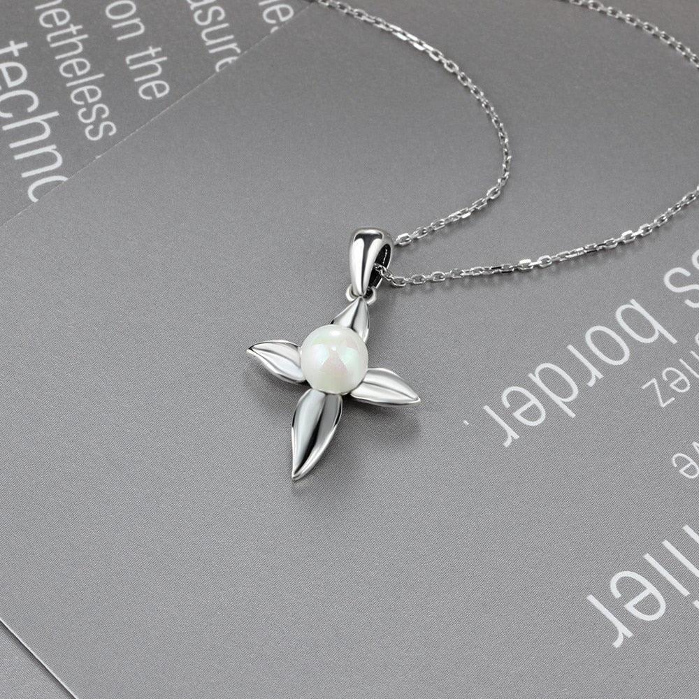 Cross Patterned Silver Pearl Pendant Necklace - Personalized Jewel