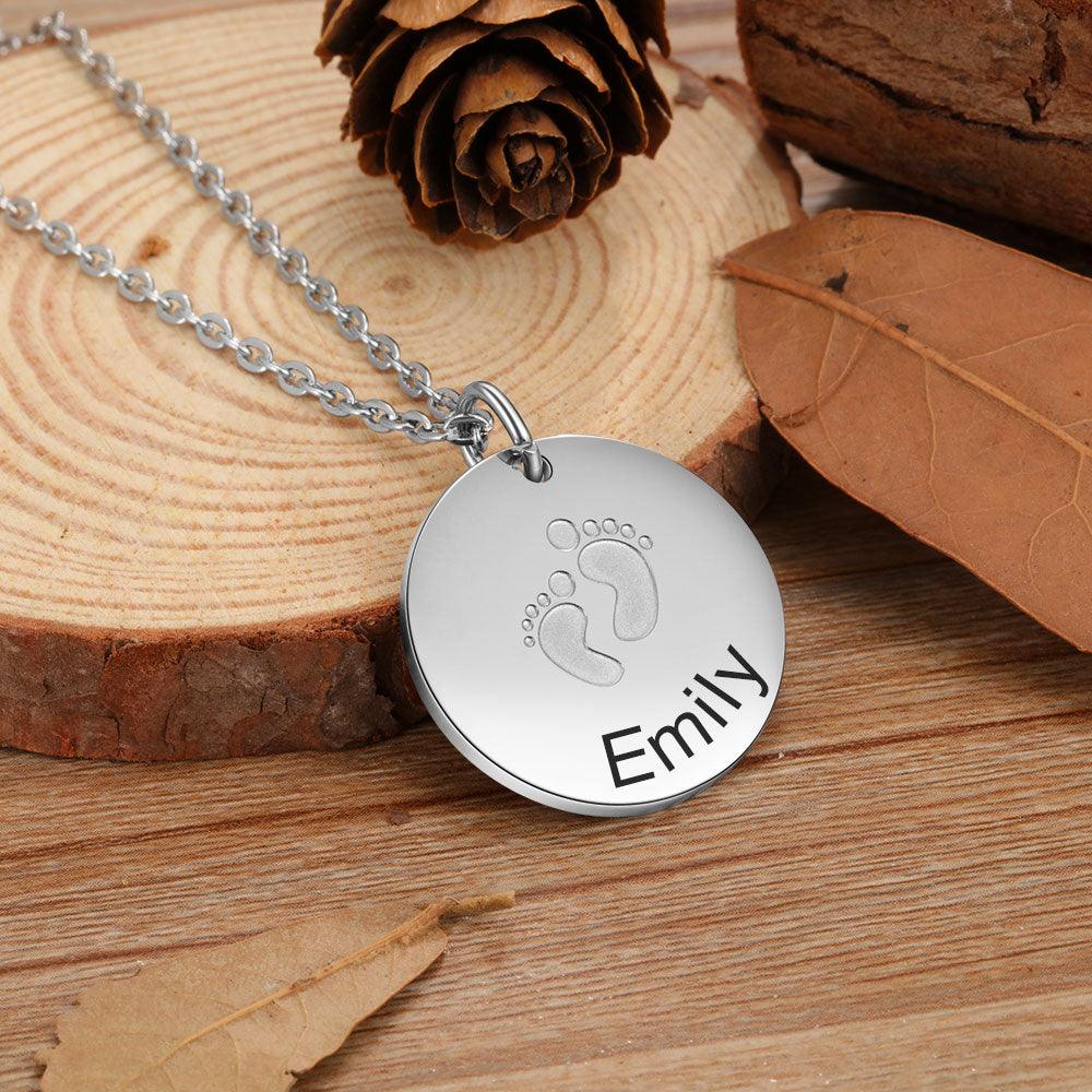Cute Metal Round Pendant Necklace, Cute Baby Footprint Engraving Pendant, Pendants for New Mothers - Personalized Jewel