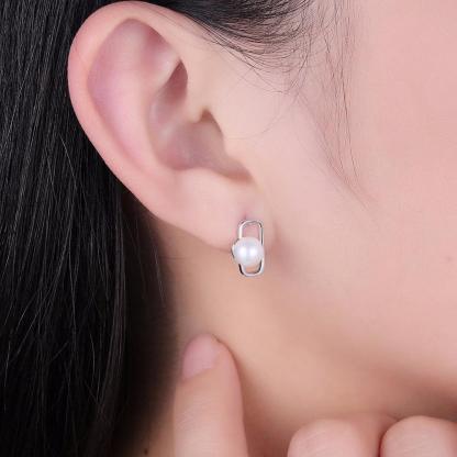 Fashionable 925 Sterling Silver Geometric Design Simulated Pearl Stud Earrings for Women, Trendy Party Jewelry Accessory - Personalized Jewel
