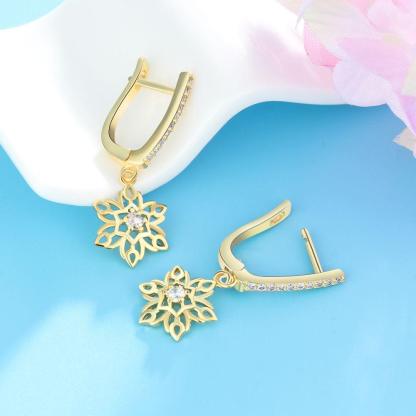 Flower Design Gold Colour Drop Earrings for Women, Perfect Hoop Jewelry for Parties - Personalized Jewel