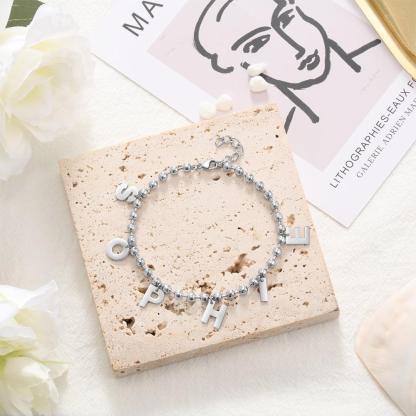 Personalized Name Chain Bracelet - Personalized Jewel