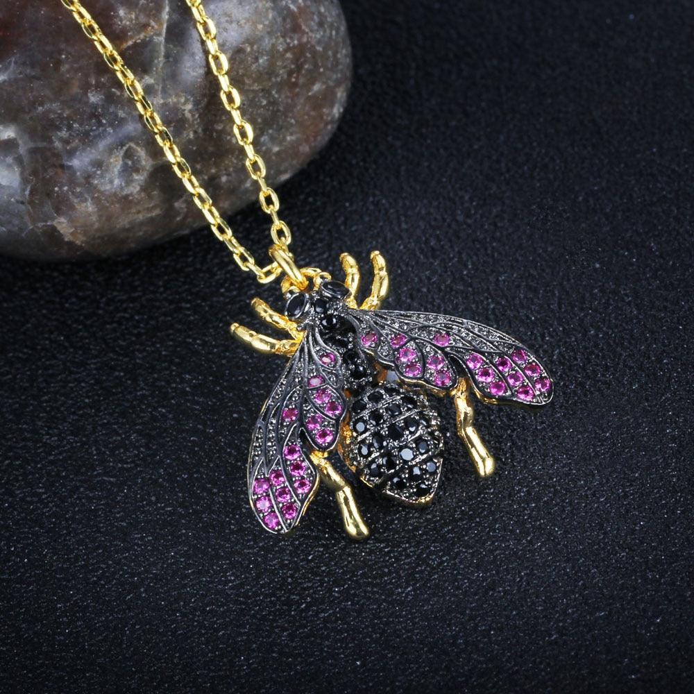 Women Fashion Gold Color Copper Necklace with Bee Shaped Pendant, Trendy Jewelry for Girls - Personalized Jewel