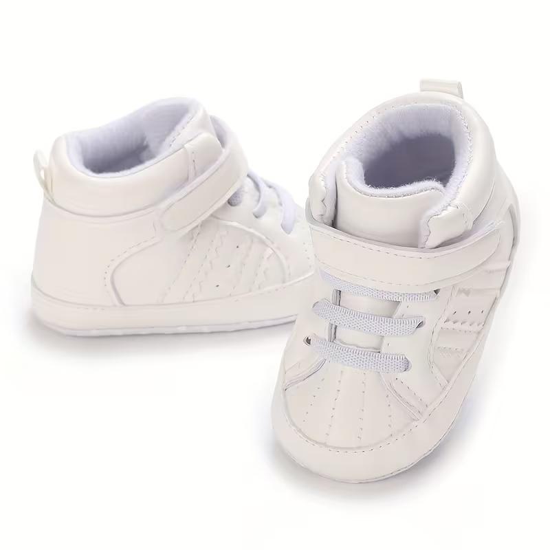 Casual And Comfortable Moccasins For Toddler