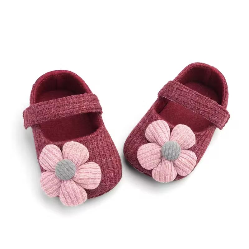 Princess Style Baby Slip On Shoes With Flower Design