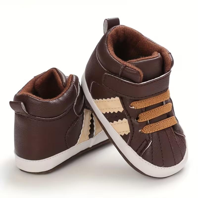 Casual And Comfortable Moccasins For Toddler