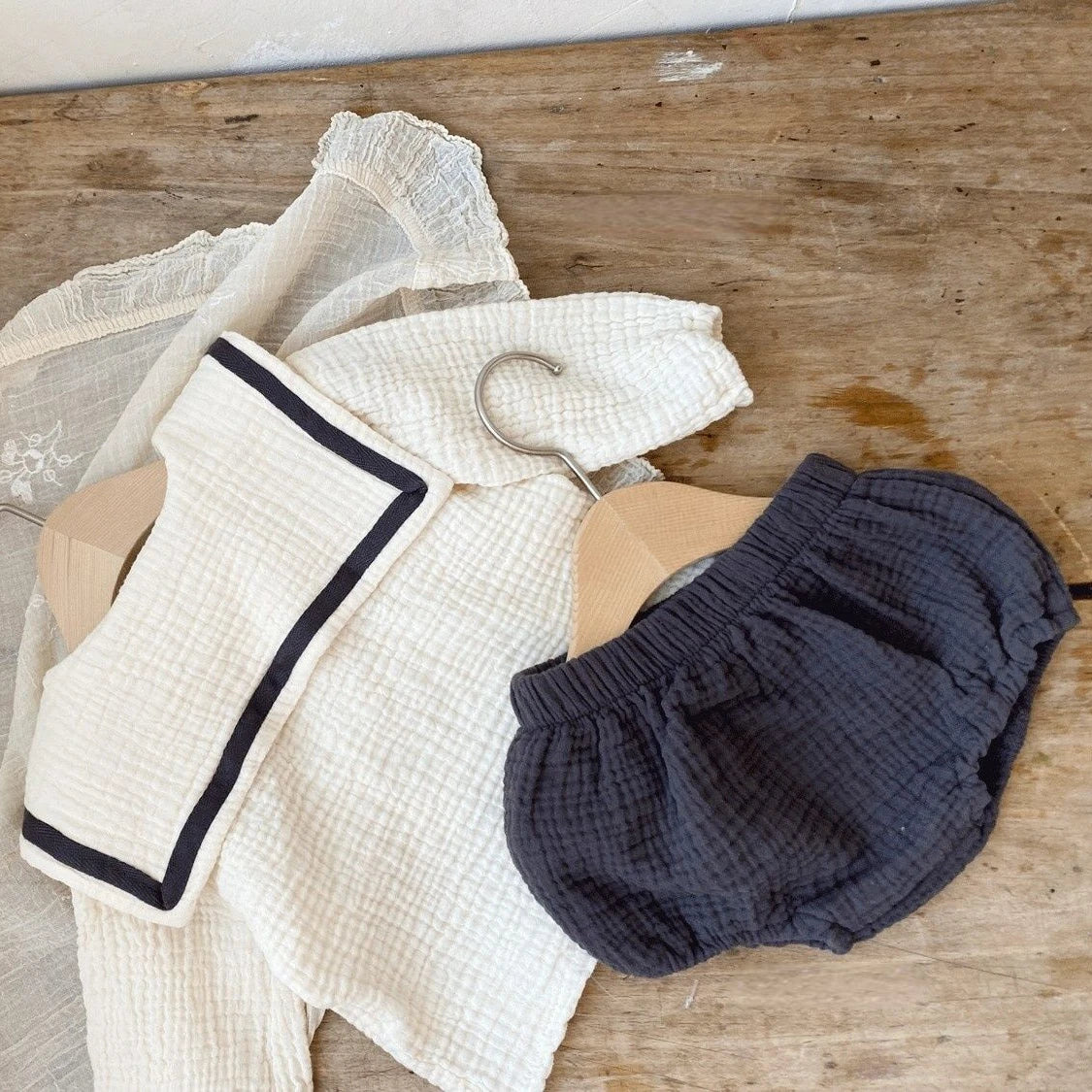 Two Pieces Collar Top And Shorts Clothing Set-Cozy Stroller