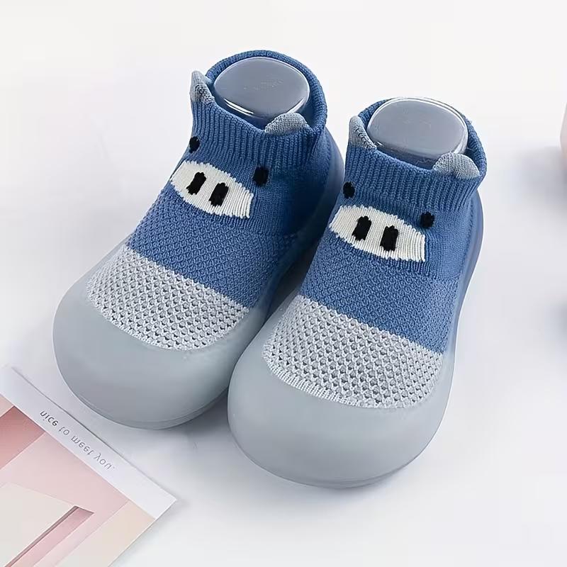 All Season Slip On Sneakers For Toddler Girls With Cartoon Design