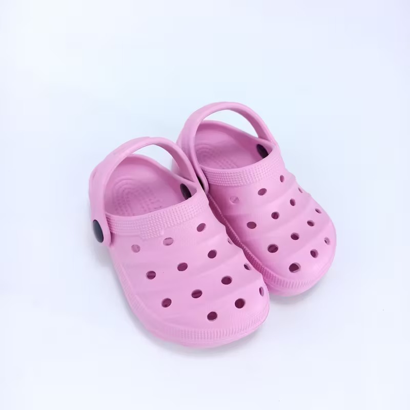 Casual Hollow Design Clogs For Kids Beach And Pool Use