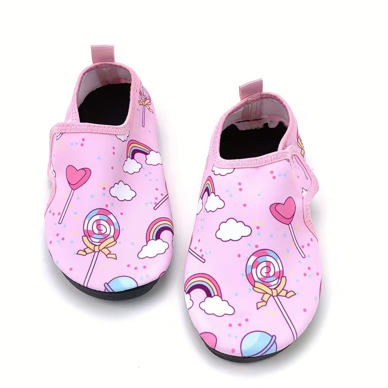 Cartoon Print Water Shoes For Kids With Hook And Loop Closure