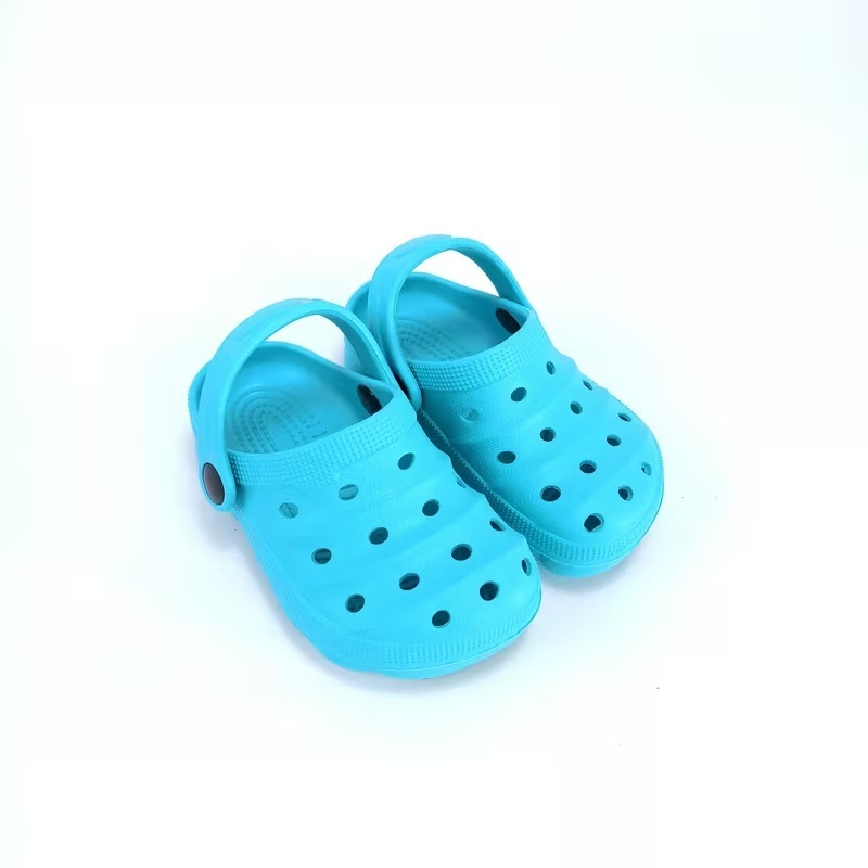 Casual Hollow Design Clogs For Kids For Beach Use