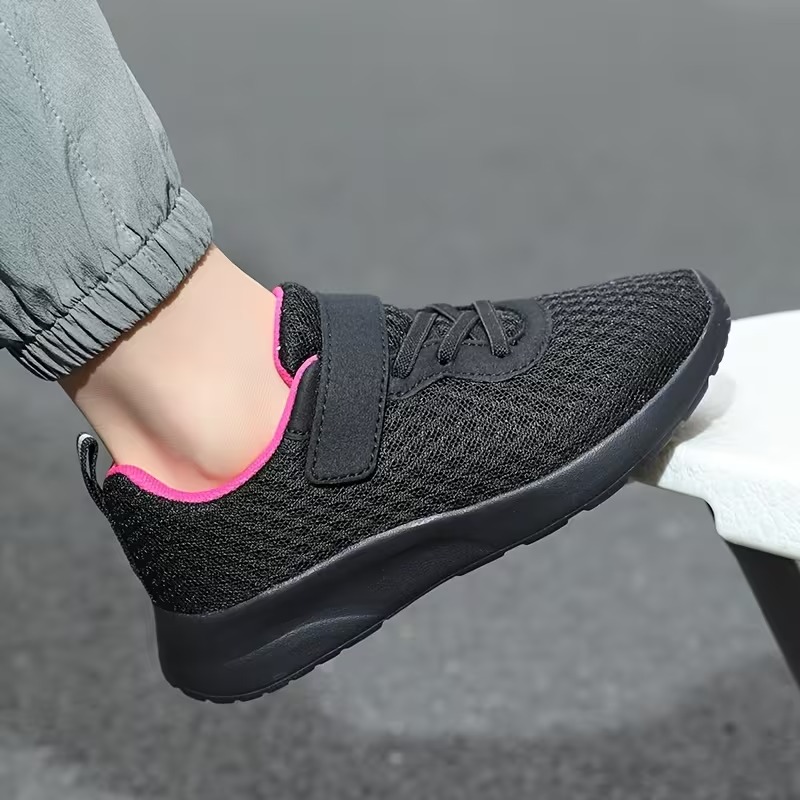 Casual Athletic Mesh Running Shoes With EVA Sole For Girls