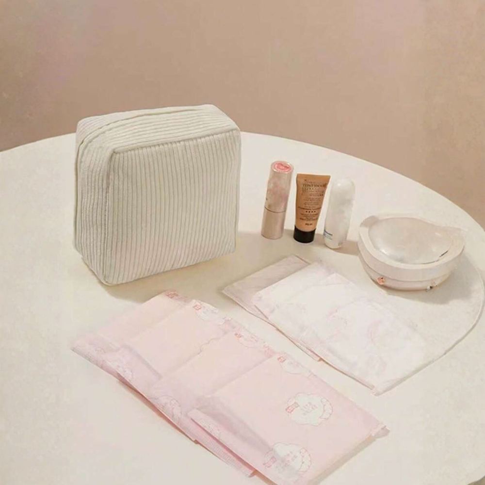 Pack Of 1 Mini Pack Sanitary Pad Storage Bag With Zipper For Women 