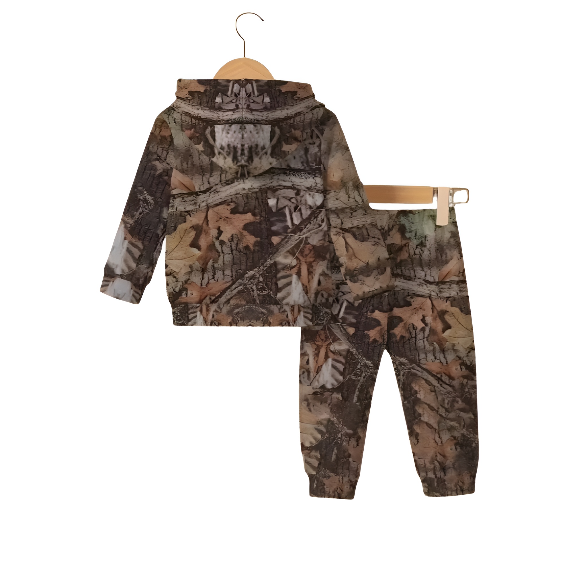 Camouflage Print Fleece Hoodie And Jogger Pants Set For Boy