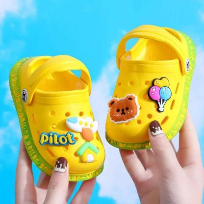 Cartoon Kids Clogs – Comfy & Colorful Footwear for Playful Adventures-Diaper Reusable