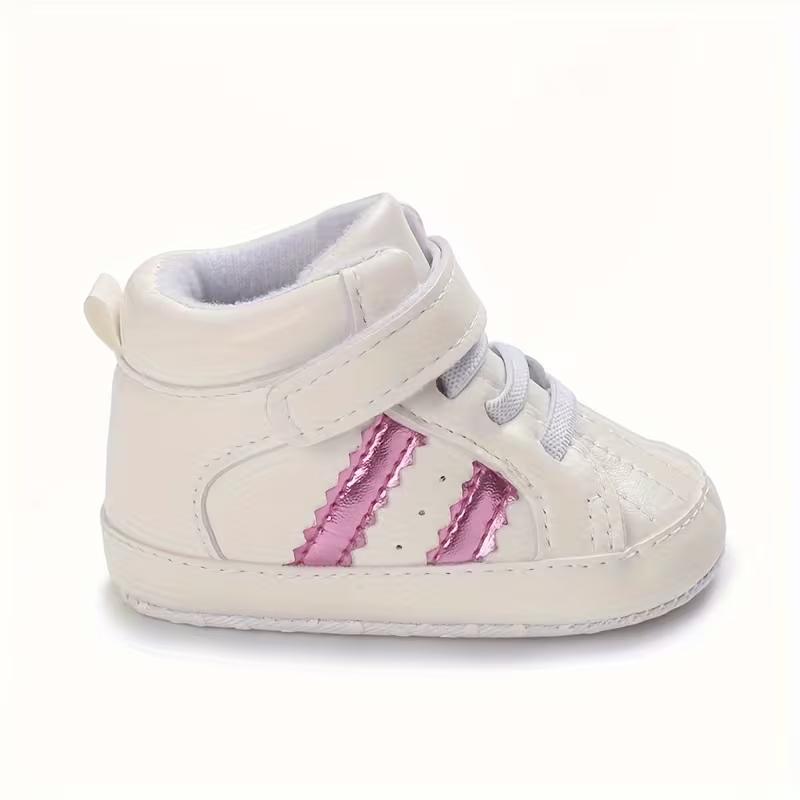 Casual And Comfortable Moccasins For Toddler
