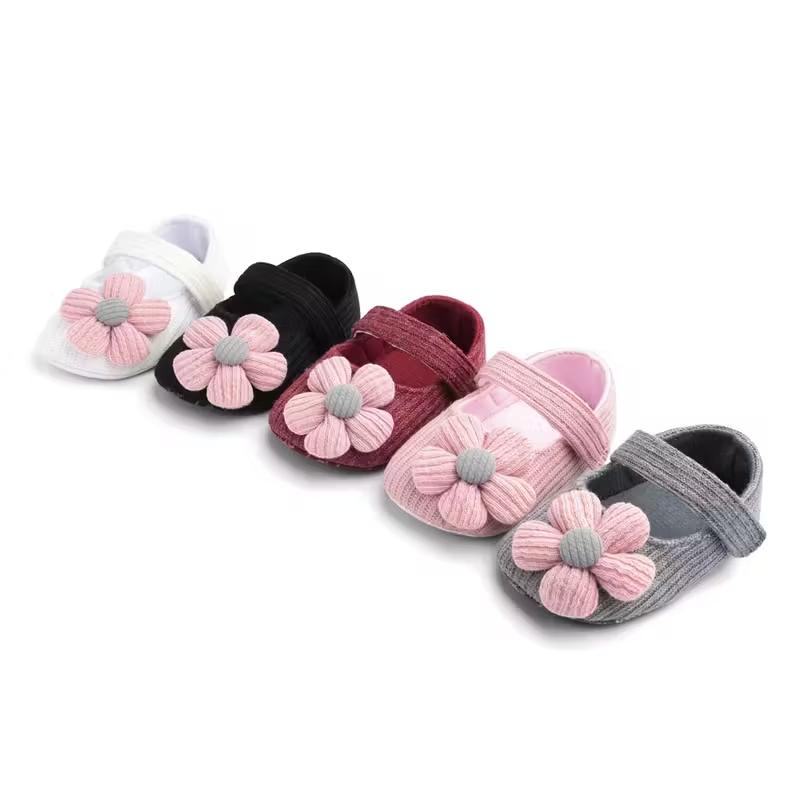 Princess Style Baby Slip On Shoes With Flower Design