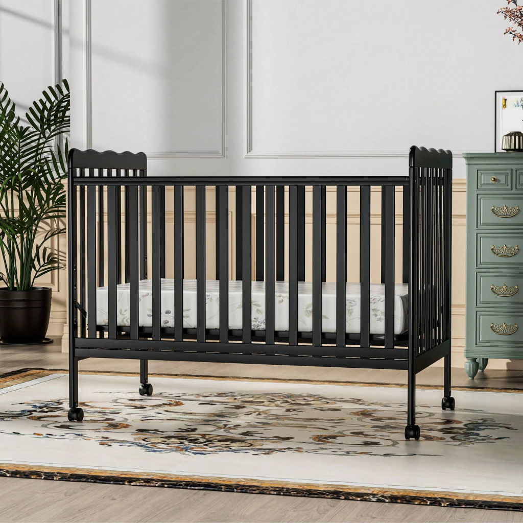 3 In 1 Convertible Baby Crib With Locking Wheels For Newborn