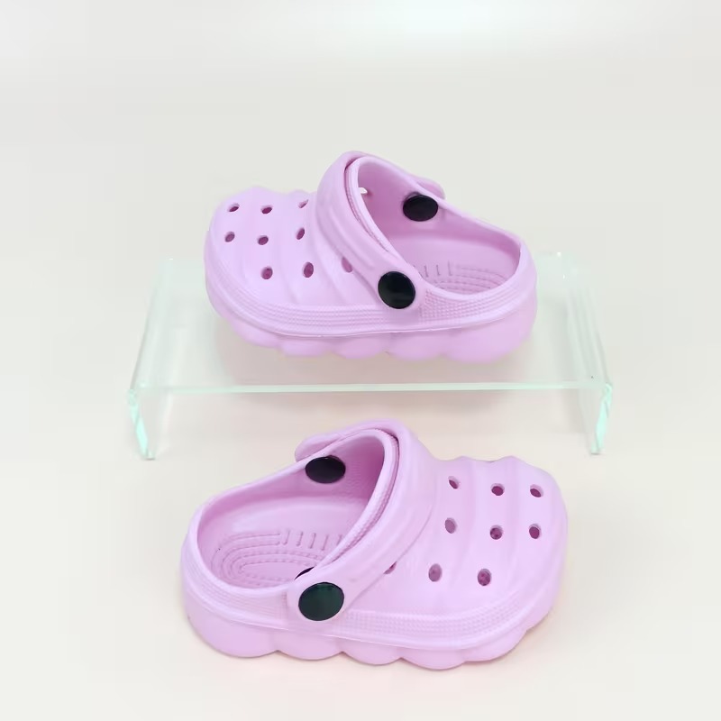 Casual Hollow Design Clogs For Kids Beach And Pool Use