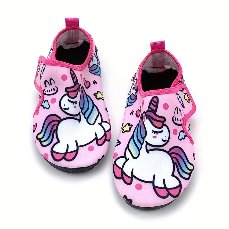 Cartoon Print Water Shoes For Kids With Hook And Loop Closure