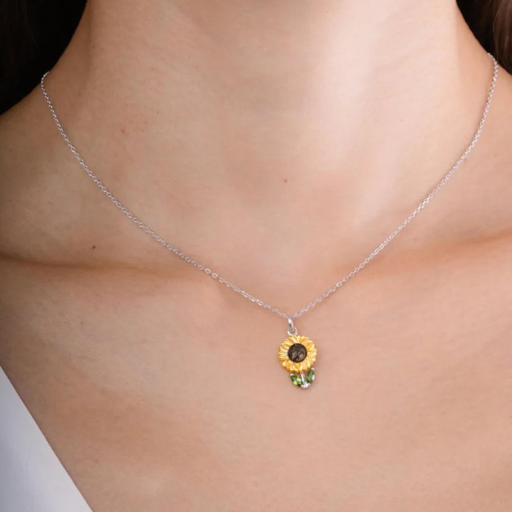 Carved Sunflower Crystal Pendant Necklace