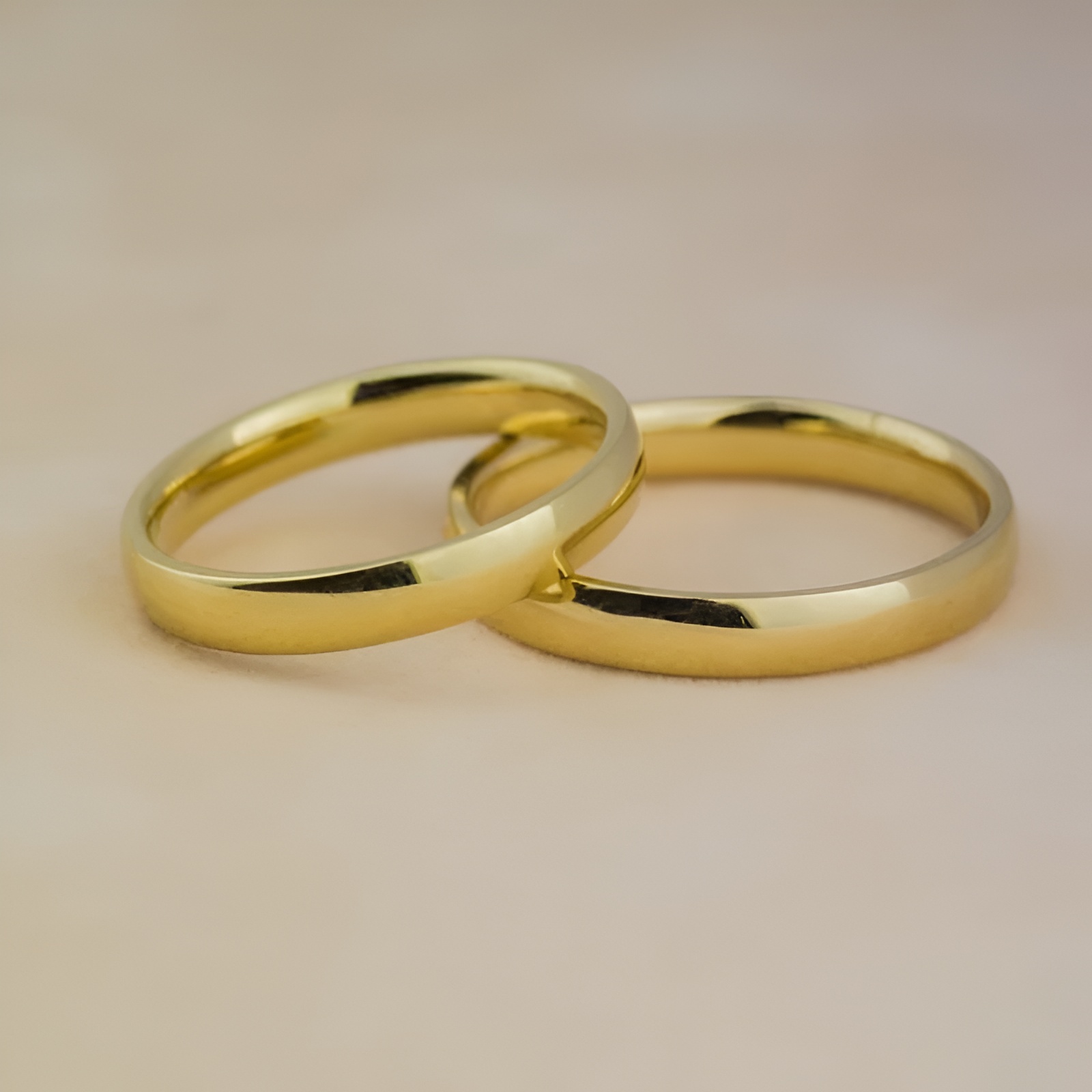 14K Gold Wedding Ring Set