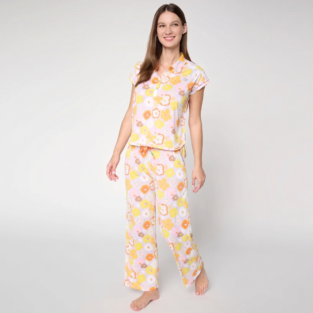 2 Piece Floral Pajama Set With Short Sleeve Top And Lounge Pants For Women