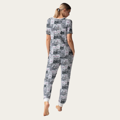 Women 2 Piece Pajama Set With Short Sleeve Lounge Top And Jogger Pants
