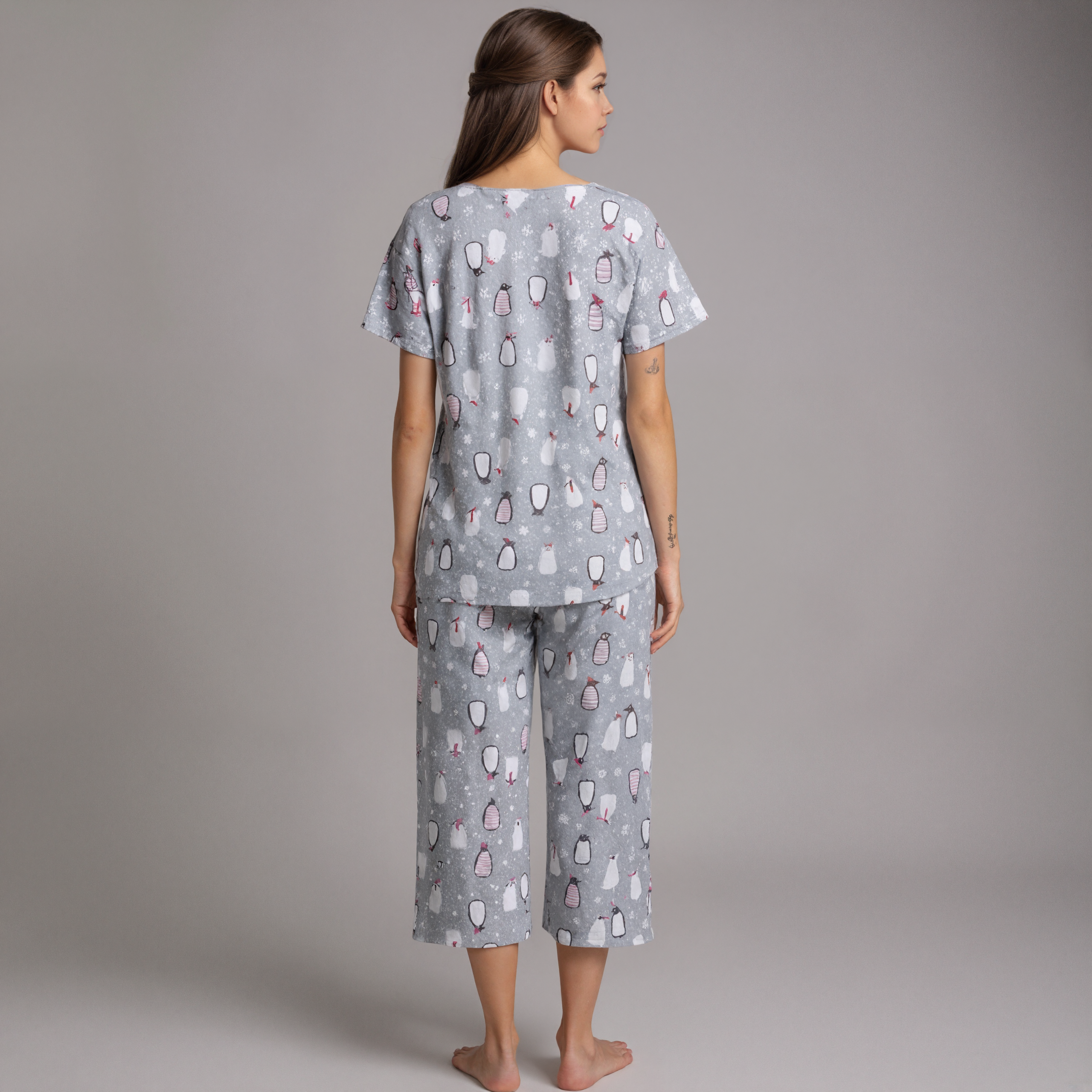 Pajama Set With Top And Capri Pants