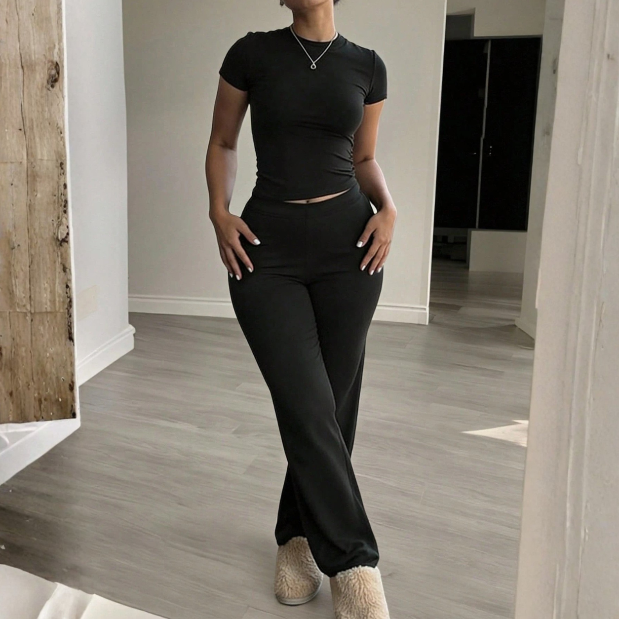 Fitted Short Sleeve T Shirt and Pants 2 Piece Casual Set for Women