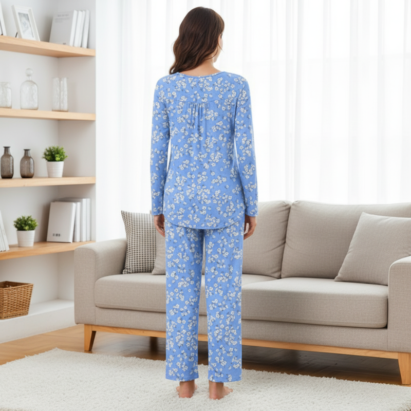 Women Printed Long Sleeve Pajama Set With Pockets
