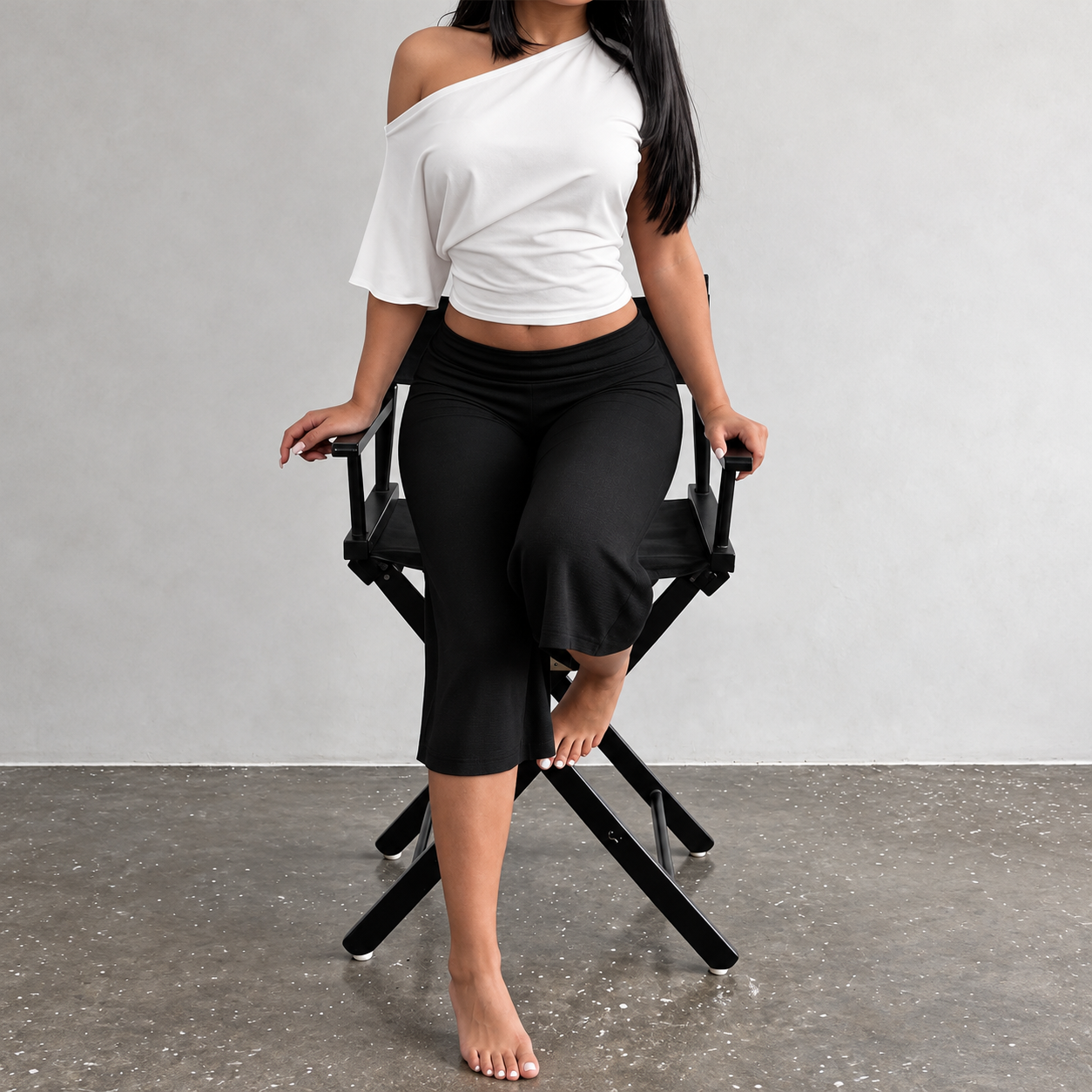 Asymmetrical Cropped T Shirt and Wide Cut Capri Pants 2 Piece Casual Set for Women