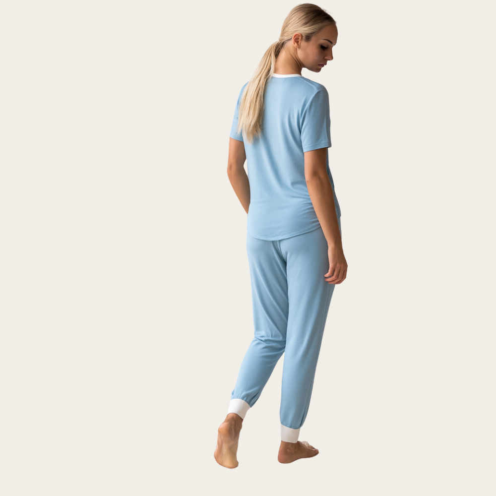 2 Piece Pajama Sleepwear Set For Women With Short Sleeve Top