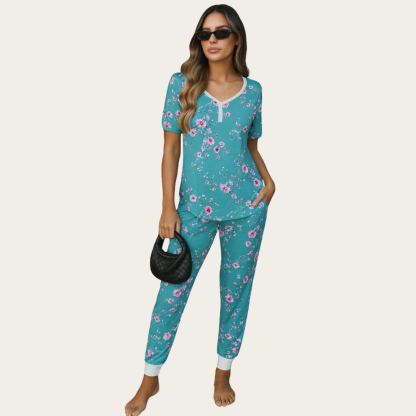 Women 2 Piece Pajama Set With Short Sleeve Lounge Top And Jogger Pants