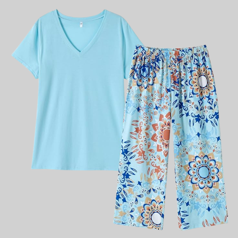 V Shape Women Pajama Set Top and Capri Lounge Sleepwear