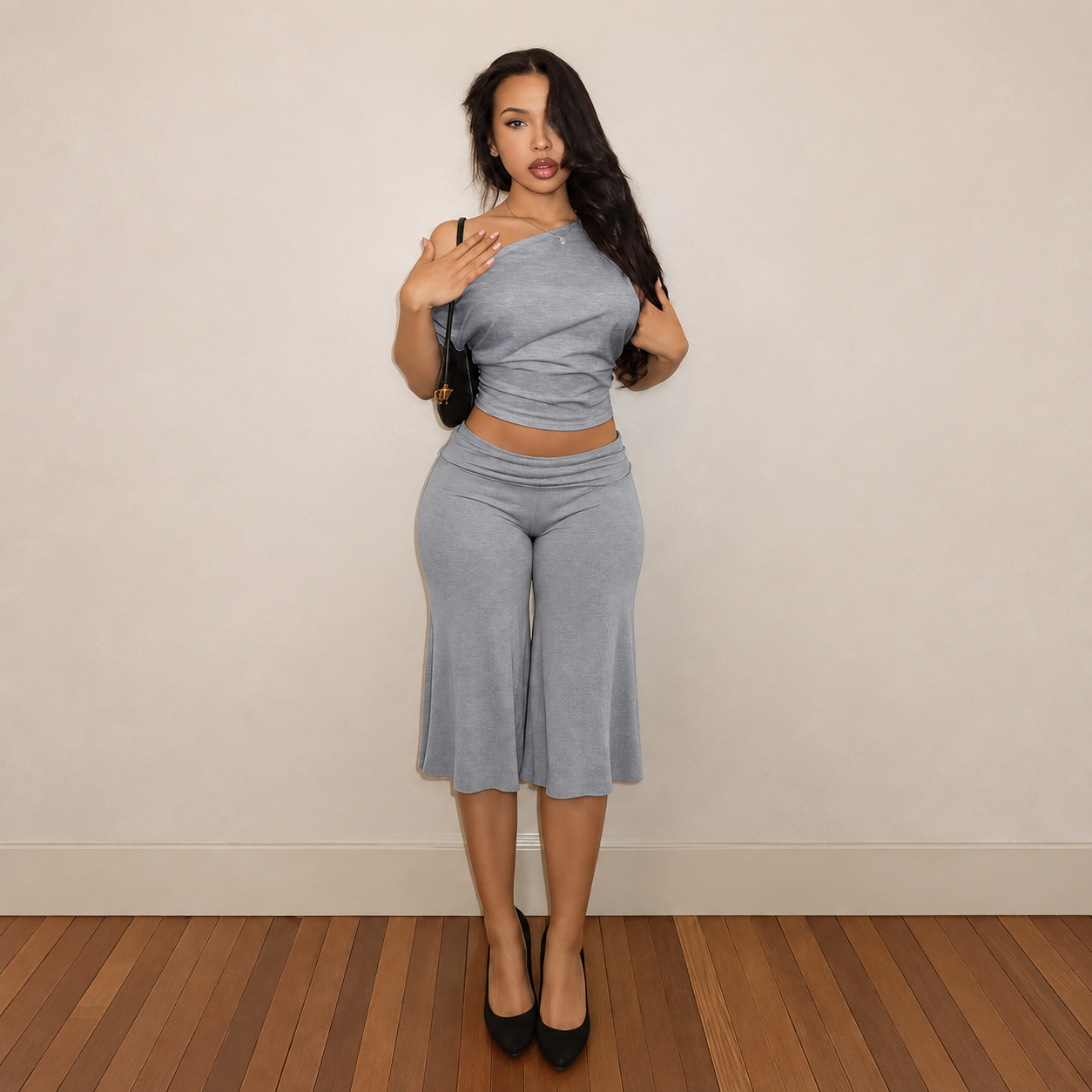 Asymmetrical Cropped T Shirt and Wide Cut Capri Pants 2 Piece Casual Set for Women