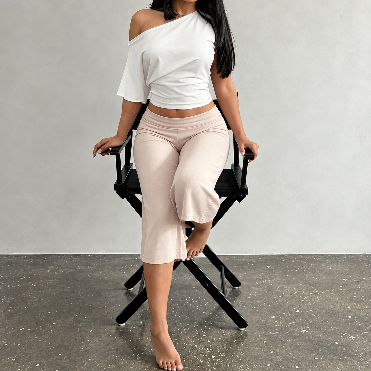 Asymmetrical Cropped T Shirt and Wide Cut Capri Pants 2 Piece Casual Set for Women