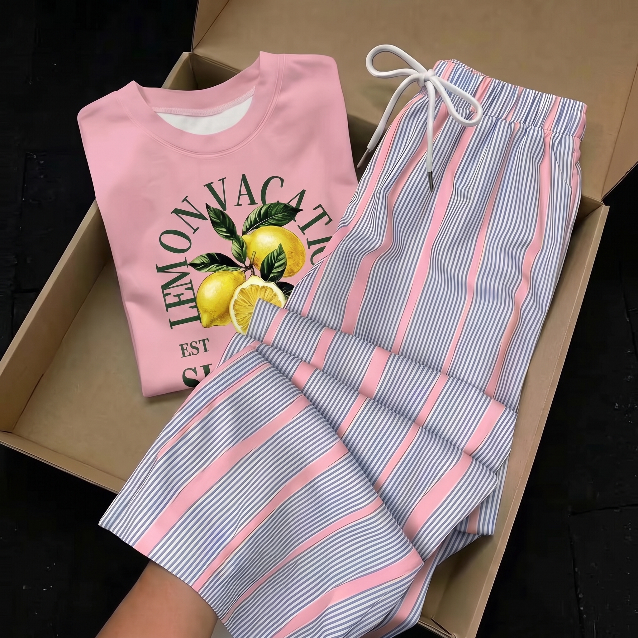 Striped Print Short Sleeve Top and Pants 2 Piece Vacation Set for Women