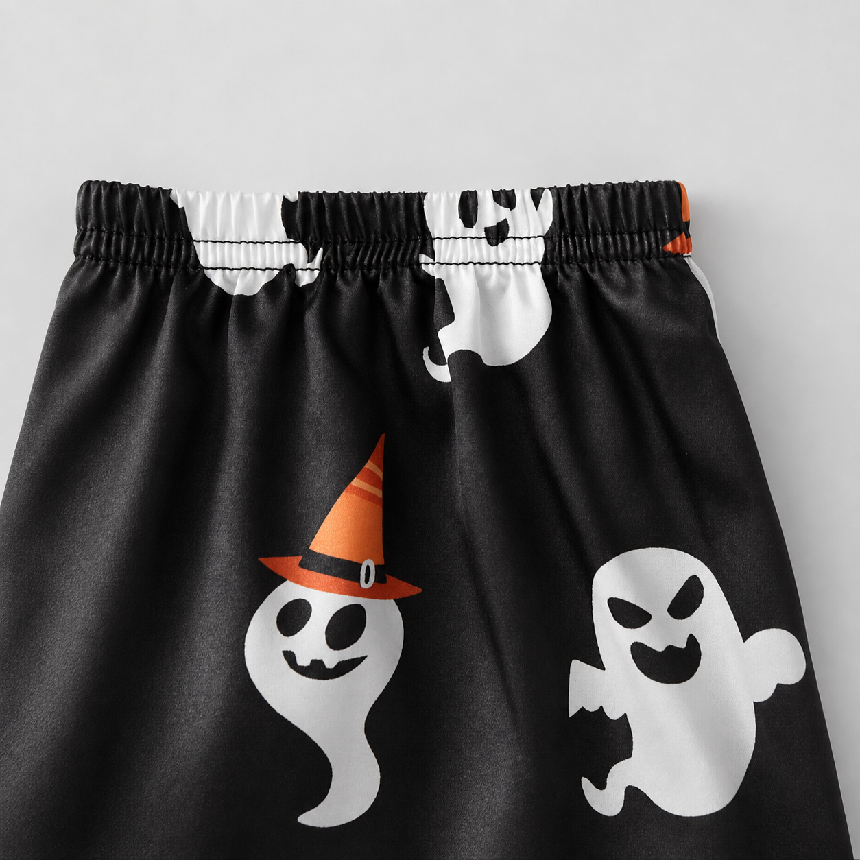 2 Piece Halloween Cartoon Print Shirt And Short Set For Women
