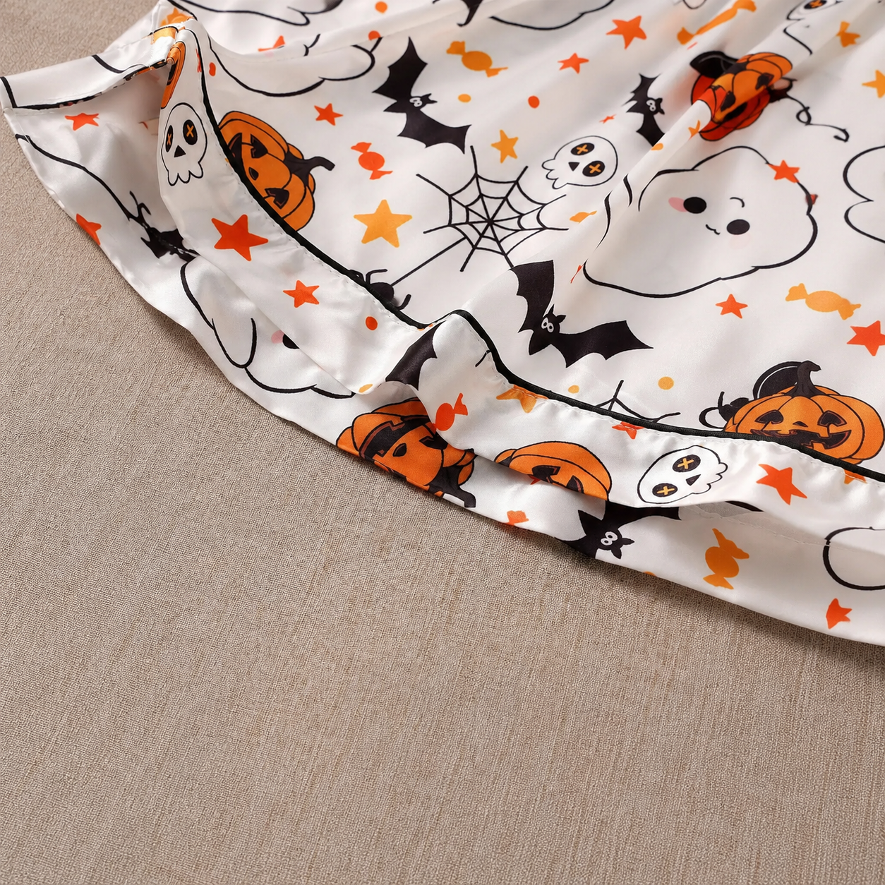 2 Piece Halloween Cartoon Print Shirt And Short Set For Women