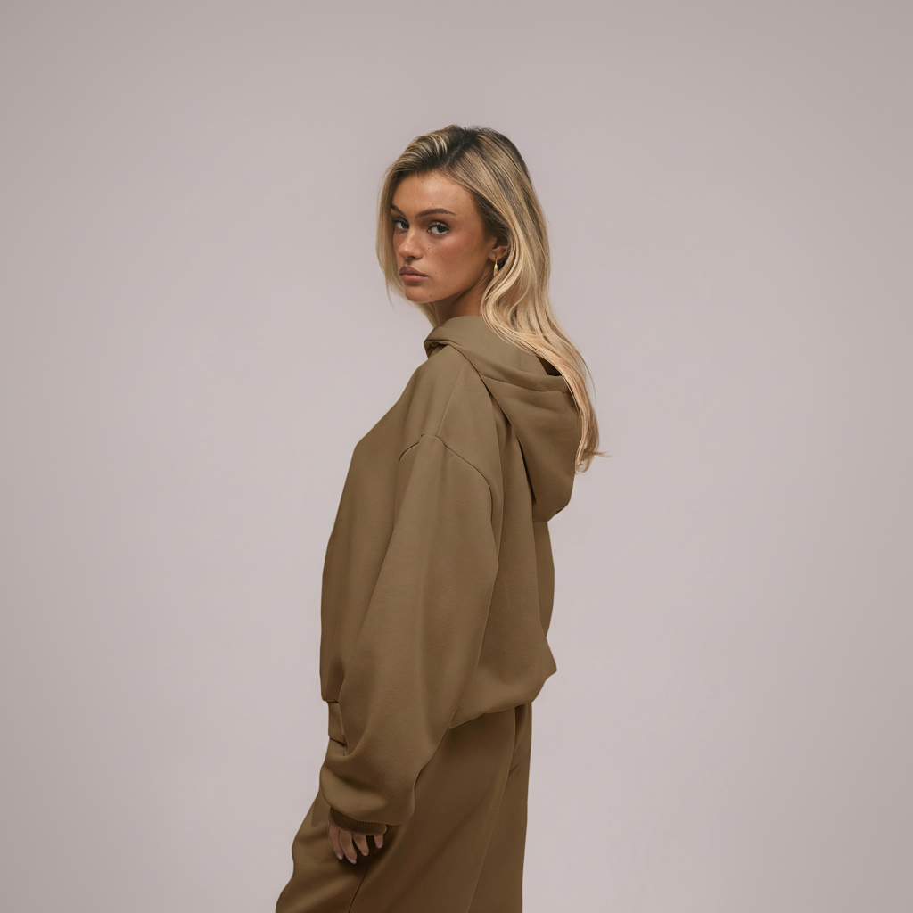 Two Piece Oversized Hoodie And Loose Fit Sweatpants Set With Pockets For WomenTwo Piece Oversized Hoodie And Loose Fit Sweatpants Set With Pockets For Women - Image 4