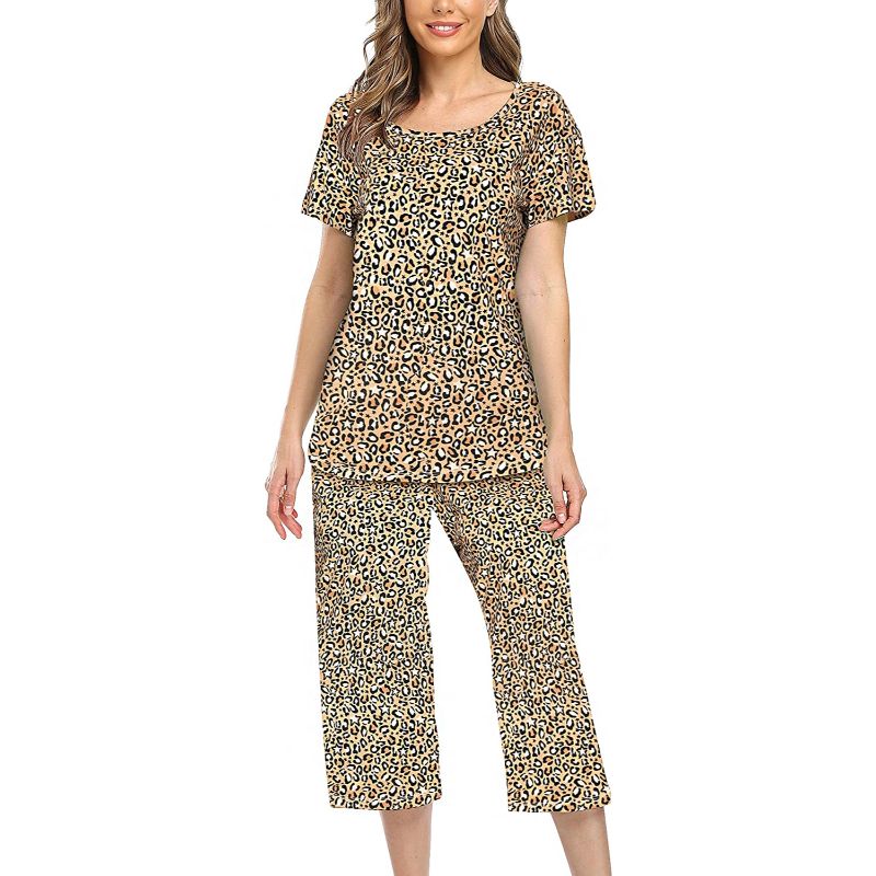 Sleepwear Tops With Capri Pants