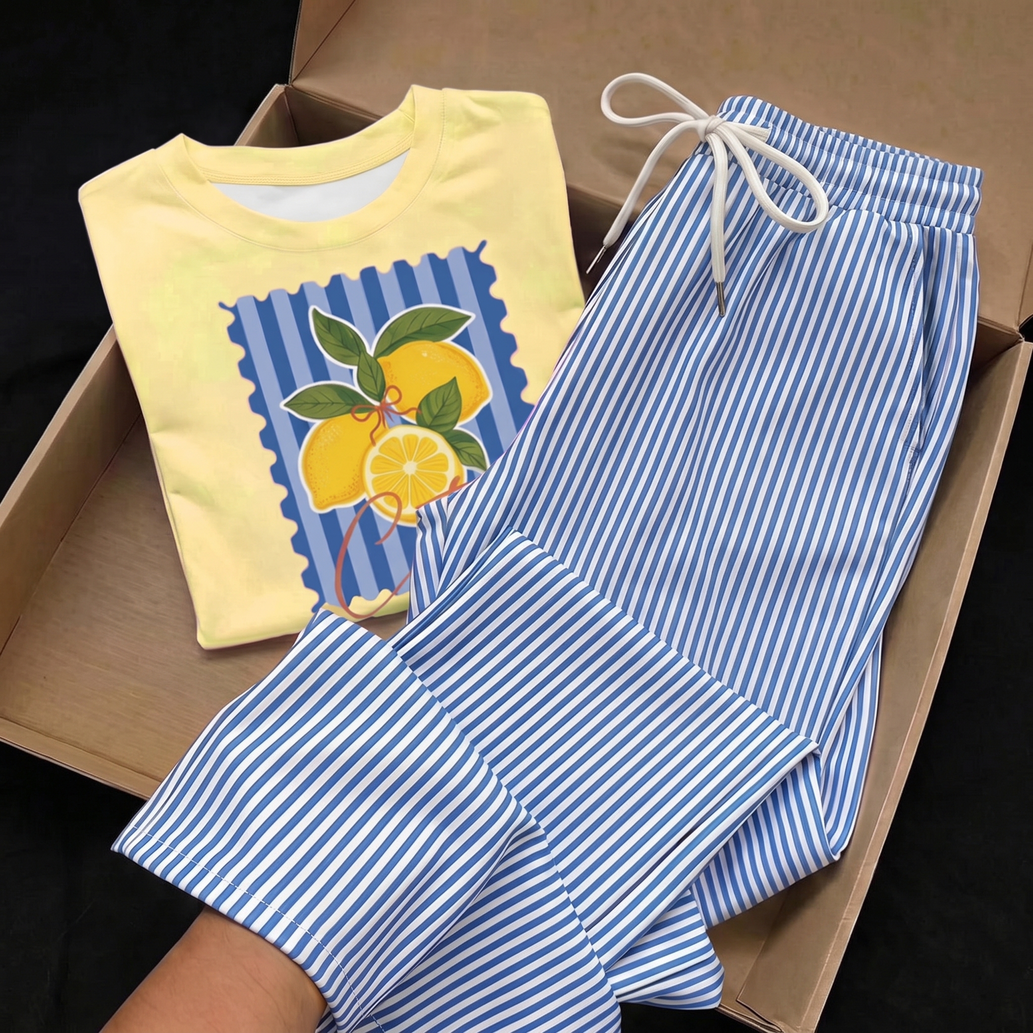 Striped Print Short Sleeve Top and Pants 2 Piece Vacation Set for Women