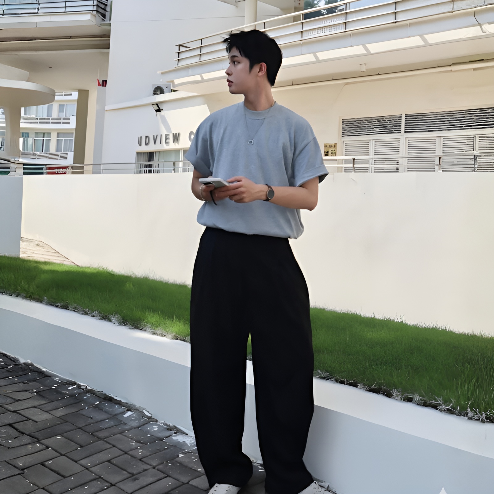 Pleated Oversized Structured Pants For Daily Use