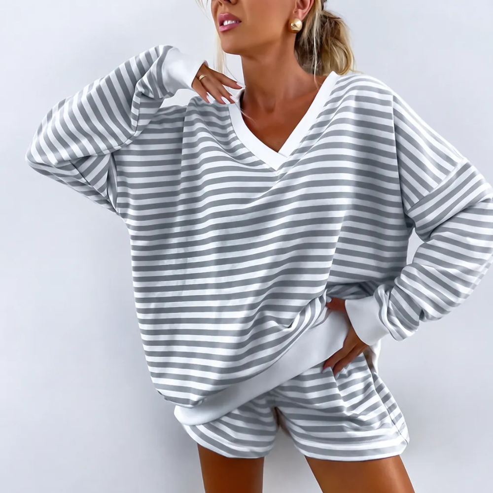 2 Pieces Classic Striped Casual Long Sleeved Shorts Set For Women