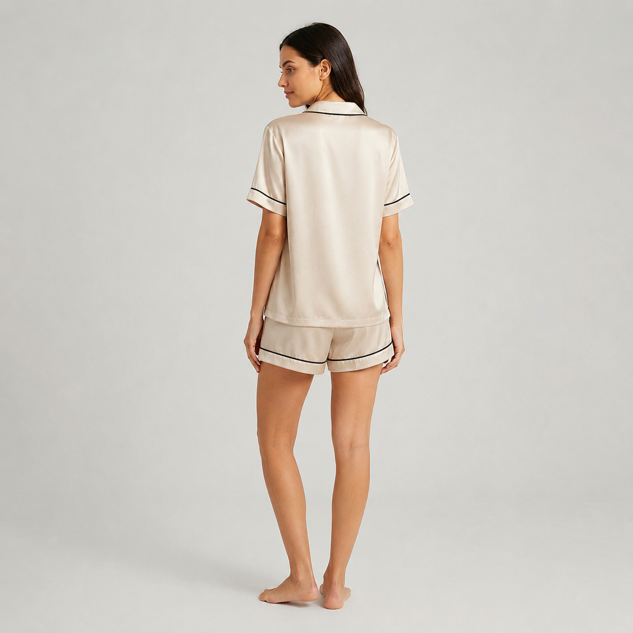 2 Piece Sleepwear Set With Pocket And Shorts For Women